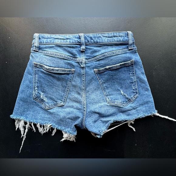 Lot of 3 Women’s Arizona Jean Shorts Size 5 - Picture 4 of 8